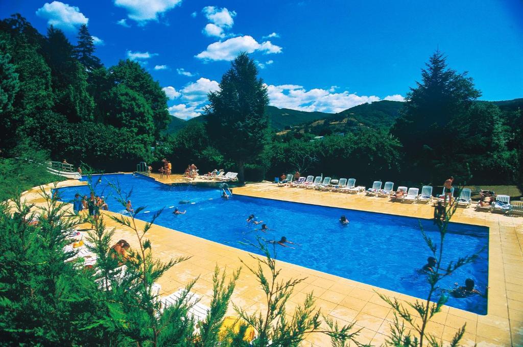 Camping Paradis Marmotel Сен-Женьєз-д'О Екстер'єр фото
