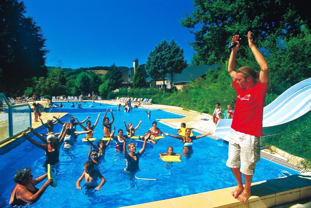 Camping Paradis Marmotel Сен-Женьєз-д'О Екстер'єр фото